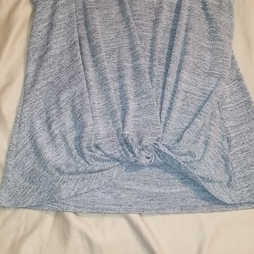 tank top - Picture 2 of 4